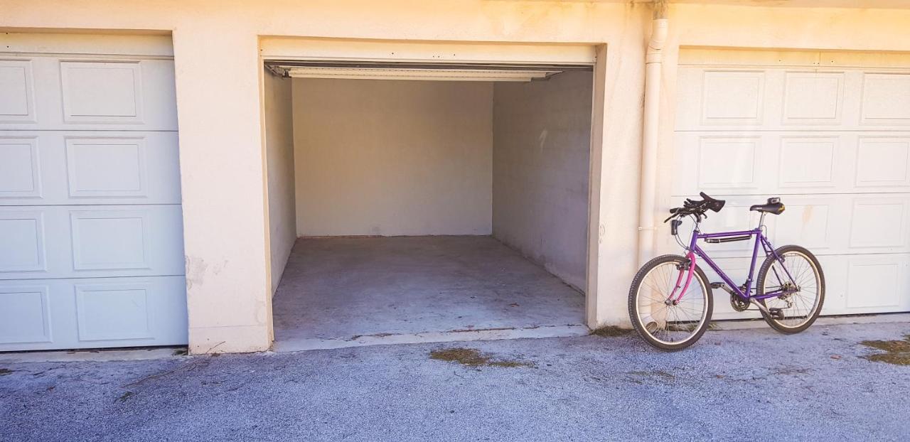 Appartement Vue Mer Avec Parking Ferme La Ciotat Exterior photo